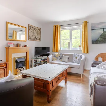 Апартаменти Charming Cosy Coach House In Fishponds