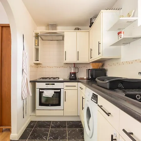 Apartament Charming Cosy Coach House In Fishponds