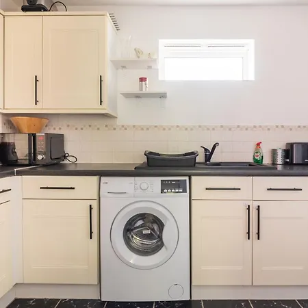 Apartamento Charming Cosy Coach House In Fishponds *